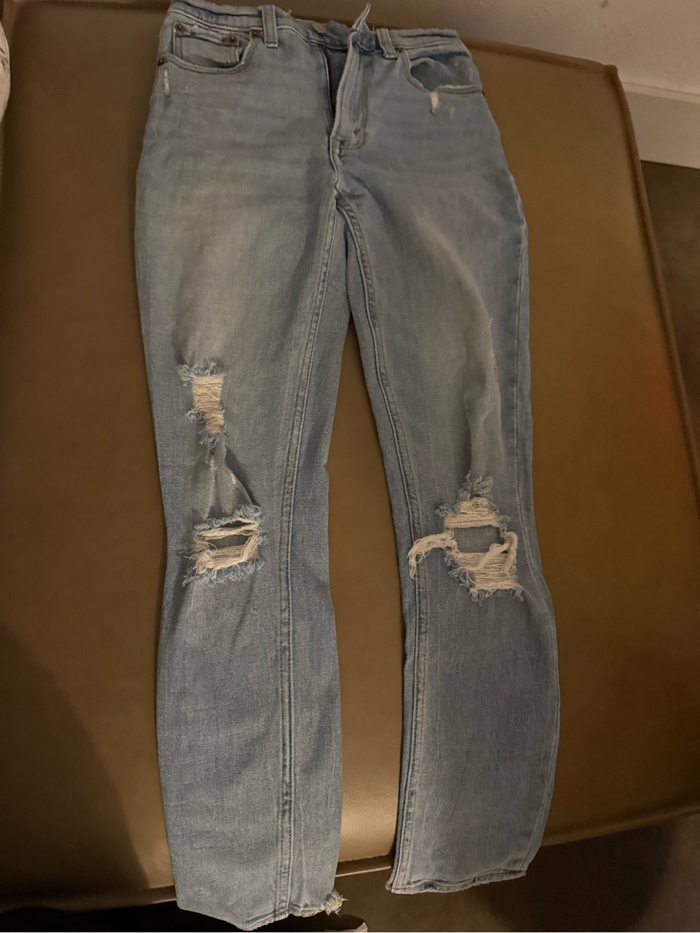Abercrombie & Fitch distressed high rise skinny jean